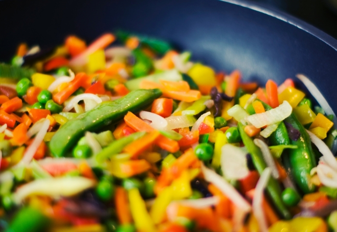 17 Cách Để Thêm Protein vào món salad